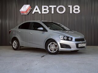 2013 Chevrolet Aveo II, серебристый, 729000 рублей, вид 2