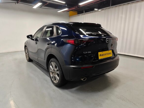 2021 Mazda CX-30 I, синий - вид 7