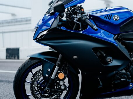 2023 Yamaha YZF-R7, синий, 980000 рублей, вид 2