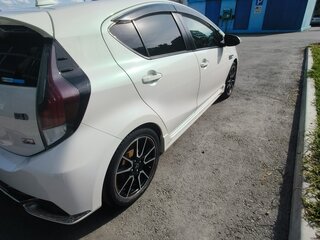2014 Toyota Aqua I, белый, 910000 рублей, вид 2