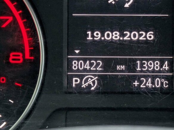2014 Audi A3 III (8V), красный - вид 10