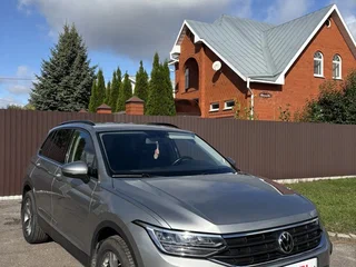 2020 Volkswagen Tiguan II Рестайлинг, серый, 2400000 рублей, вид 1