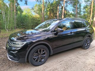 2023 Volkswagen Tiguan Allspace II Рестайлинг, чёрный, 3499000 рублей, вид 5