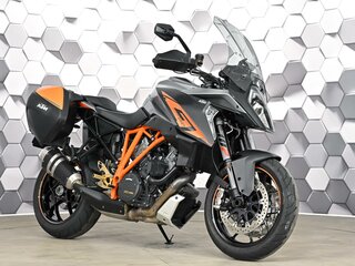 KTM 1290 Super Duke GT