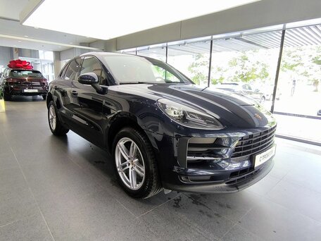 2020 Porsche Macan I Рестайлинг, синий, 5980000 рублей, вид 3