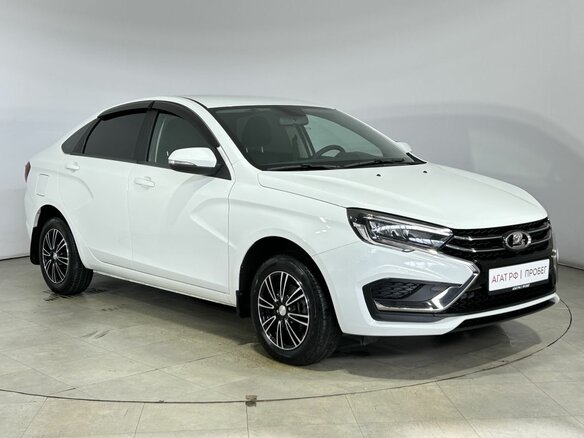 2024 Lada (ВАЗ) Vesta I Рестайлинг (NG), белый, 1225000 рублей - вид 3