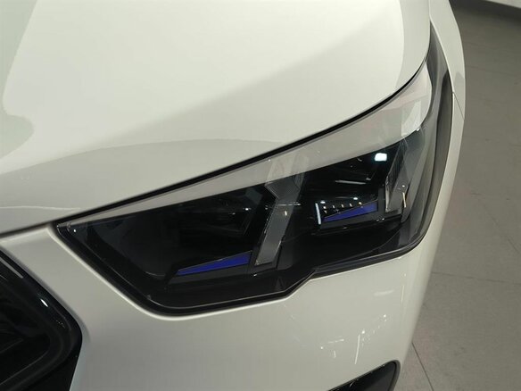 2025 BMW X2 xDrive25i II (U10), белый - вид 22
