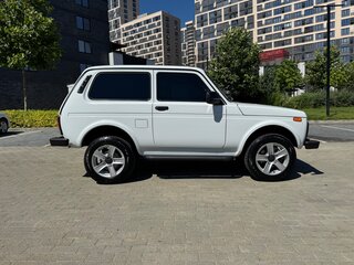 2024 Lada (ВАЗ) Niva Legend I, белый, 820000 рублей, вид 4