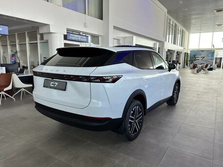 2026 Omoda C7, белый, 3099000 рублей, вид 5