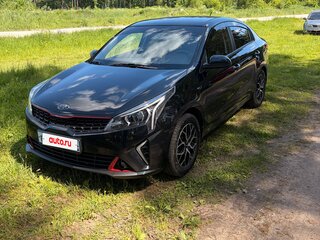 2020 Kia Rio IV Рестайлинг, чёрный, 1700000 рублей, вид 1