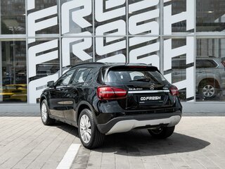 2018 Mercedes-Benz GLA 250 I (X156) Рестайлинг, чёрный, 2006000 рублей, вид 2