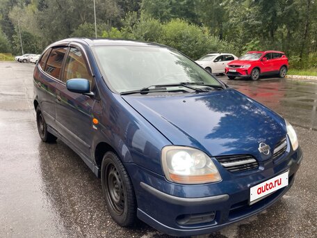 2003 Nissan Almera Tino I, синий, 450000 рублей, вид 1