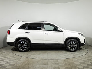 2013 Kia Sorento II Рестайлинг, белый, 1499585 рублей, вид 4