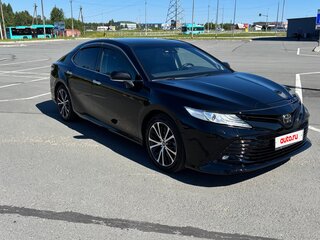 2018 Toyota Camry VIII (XV70), чёрный, 2950000 рублей, вид 2