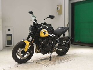 2025 Triumph Trident 660, чёрный, 999000 рублей, вид 4