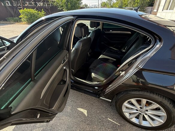 2017 Volkswagen Passat DSG6 B8, чёрный, 2100000 рублей - вид 10
