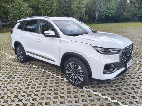2023 Chery Tiggo 8 Pro Plug-in Hybrid, белый, 2700000 рублей, вид 4