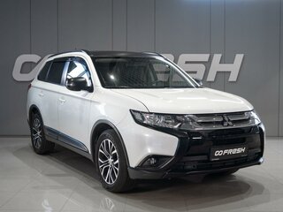 2016 Mitsubishi Outlander III Рестайлинг 2, белый, 2079000 рублей, вид 1