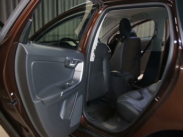 2015 Volvo XC60 I Рестайлинг, коричневый, 1549000 рублей - вид 5