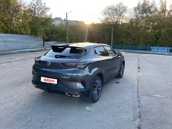 2024 Changan UNI-T I, серый, 2300000 рублей - вид 4