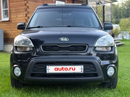 2013 Kia Soul I Рестайлинг, чёрный, 930000 рублей, вид 1