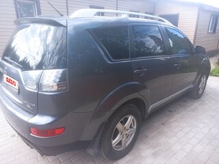 2007 Mitsubishi Outlander II, серый, 700000 рублей, вид 3
