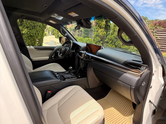 2019 Lexus LX 570 III Рестайлинг 2, синий, 11500000 рублей - вид 6