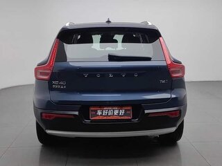 2022 Volvo XC40 I, чёрный, 2027511 рублей, вид 4