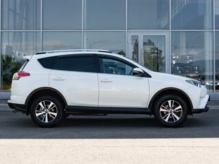 2016 Toyota RAV4 IV (XA40) Рестайлинг, белый, 2200000 рублей, вид 5