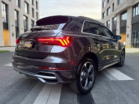 2023 Audi Q3 35 TFSI II (F3), серый, 2720000 рублей, вид 4