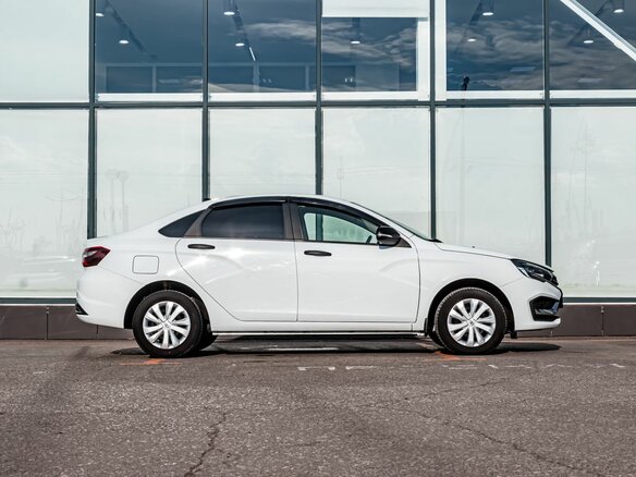 2024 Lada (ВАЗ) Vesta I Рестайлинг (NG), белый, 1130000 рублей - вид 7