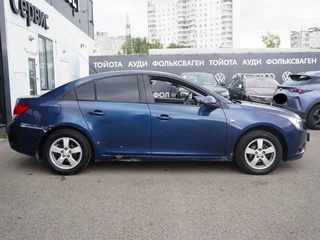 2010 Chevrolet Cruze I, синий, 435000 рублей, вид 4