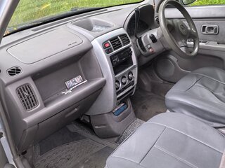 2001 Nissan Cube I Рестайлинг (Z10), серый, 225000 рублей, вид 4