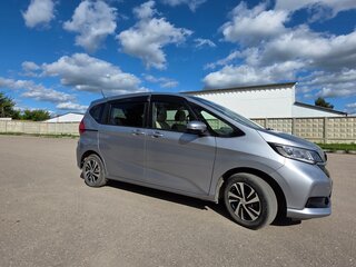 2019 Honda Freed II Рестайлинг, серый, 1595000 рублей, вид 3