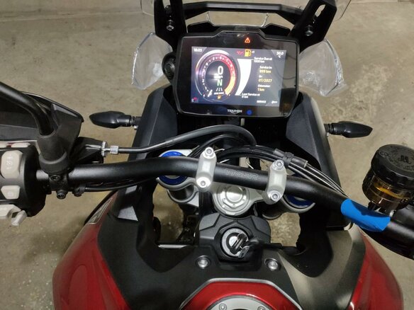 2024 Triumph Tiger 900, красный, 1600000 рублей - вид 4