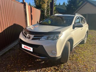 2015 Toyota RAV4 IV (XA40), белый, 2049000 рублей, вид 2