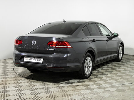 2017 Volkswagen Passat B8, серый, 1575989 рублей, вид 5