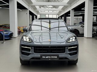 2024 Porsche Cayenne S III Рестайлинг, серый, 19920000 рублей, вид 3