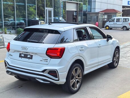 2022 Audi Q2 L 35 TFSI I Рестайлинг, белый, 1544000 рублей, вид 4