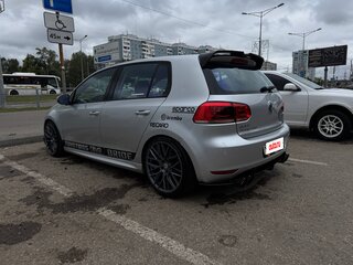 2012 Volkswagen Golf VI, серебристый, 699990 рублей, вид 4