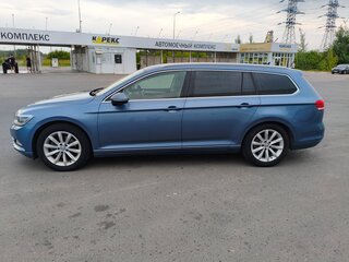 2015 Volkswagen Passat B8, синий, 1490000 рублей, вид 3