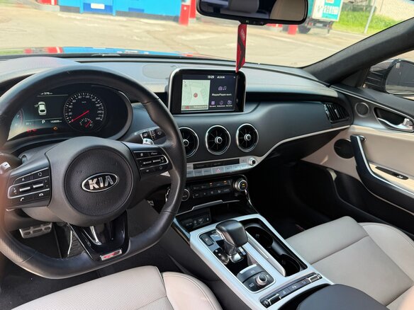 2018 Kia Stinger I, серый, 2300000 рублей - вид 8