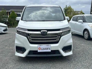 2018 Honda Stepwgn Spada V Рестайлинг, белый, 1850000 рублей, вид 2