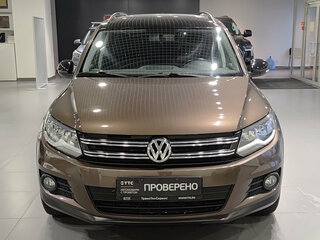 2016 Volkswagen Tiguan I Рестайлинг, коричневый, 1343000 рублей, вид 2