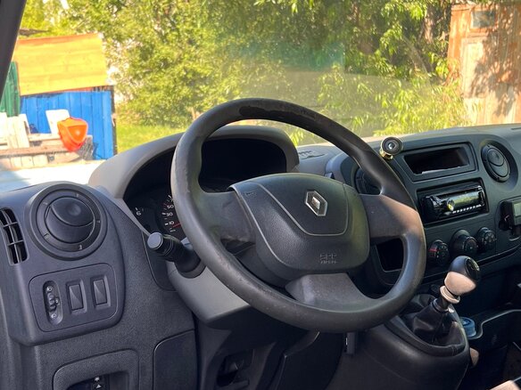 2012 Renault Master, белый, 1600000 рублей - вид 10