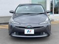 2022 Toyota Prius IV Рестайлинг (XW50), серебристый, 1700000 рублей - вид 2