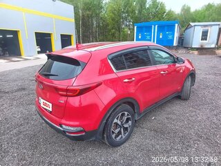 2019 Kia Sportage IV Рестайлинг, красный, 2700000 рублей, вид 4