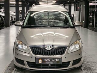 2012 Skoda Roomster I Рестайлинг, серый, 650000 рублей, вид 2