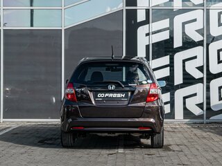 2011 Honda Fit II, красный, 800000 рублей, вид 4