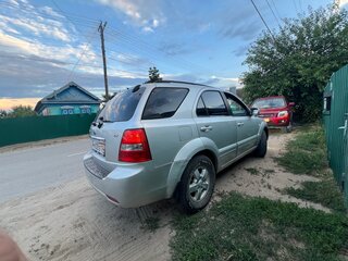 2008 Kia Sorento I Рестайлинг, серебристый, 750000 рублей, вид 3